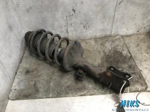 Used Front shock absorber rod, right Chevrolet Aveo (250) 1.2 16V Price on request offered by Niks autodemontage