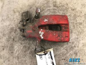 Used Rear brake calliper, right Opel Tigra Twin Top 1.8 16V Price on request offered by Niks autodemontage