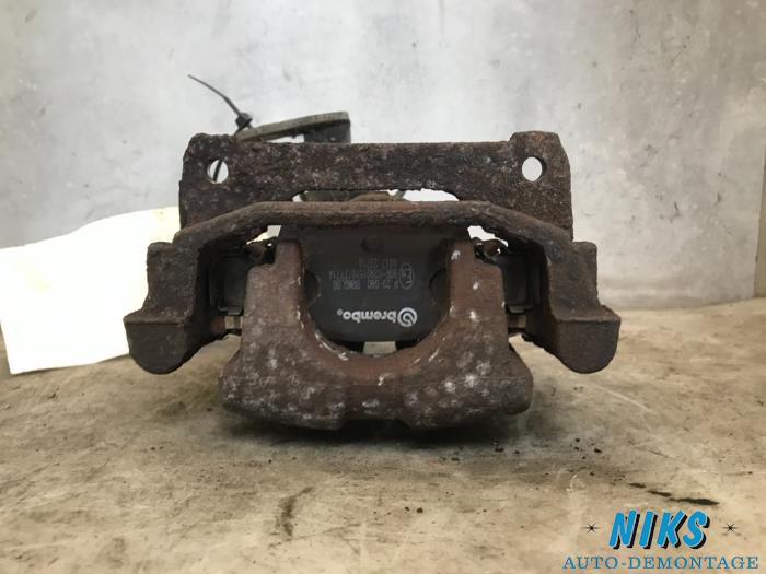 Rear brake calliper, right from a Fiat Bravo (198A) 1.6 JTD Multijet 105 2008