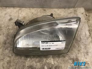 Used Headlight, left Toyota Starlet (EP9) 1.3,XLi,GLi 16V Price on request offered by Niks autodemontage
