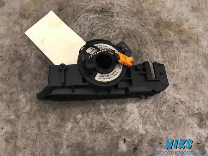Airbag clock spring from a Renault Twingo (C06) 1.2 2006
