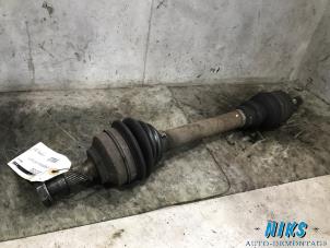 Used Front drive shaft, left Peugeot 307 (3A/C/D) 2.0 HDi 90 Price on request offered by Niks autodemontage