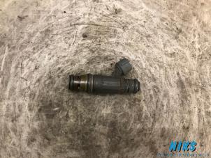 Used Injector (petrol injection) Volkswagen Golf IV (1J1) 2.3 V5 GTI 20V Price on request offered by Niks autodemontage