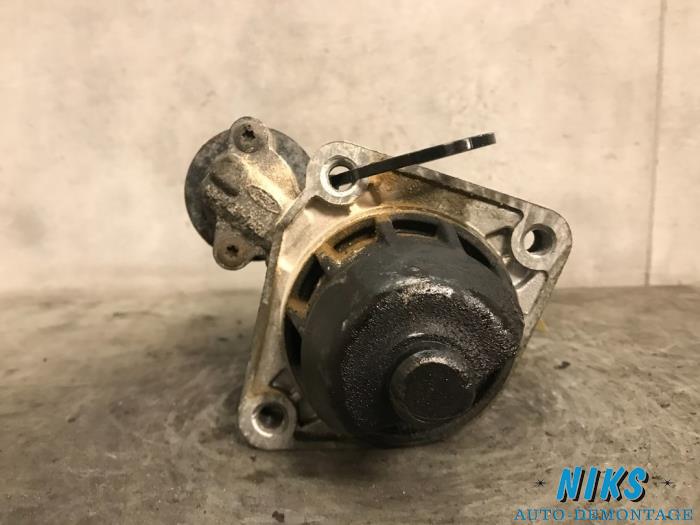 Used Starter Ford Focus 1 1.4 16V Price on request offered by Niks autodemontage