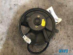 Used Heating and ventilation fan motor Volkswagen Transporter/Caravelle T4 1.9 TD Price on request offered by Niks autodemontage
