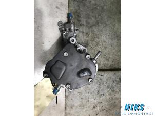 Used Mechanical fuel pump Volkswagen Transporter Price on request offered by Niks autodemontage