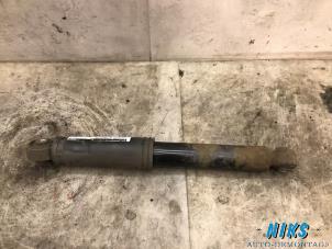 Used Rear shock absorber, right Fiat Punto II (188) 1.2 60 S Price on request offered by Niks autodemontage