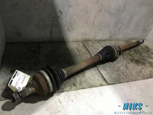 Used Front drive shaft, right Peugeot 308 SW (4E/H) 1.6 16V THP 150 Price on request offered by Niks autodemontage