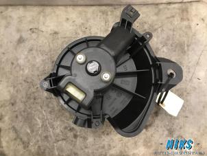 Used Heating and ventilation fan motor Fiat Punto Evo (199) 1.2 Euro 4 Price on request offered by Niks autodemontage