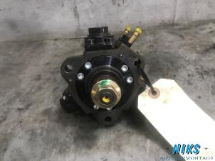 Used Mechanical fuel pump Opel Astra H SW (L35) 1.9 CDTi 120 Price on request offered by Niks autodemontage