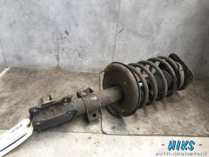 Used Front shock absorber rod, right Volvo V70 (SW) 2.4 D5 20V Price on request offered by Niks autodemontage