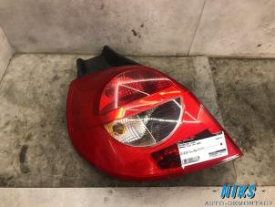 Used Taillight, left Renault Clio III (BR/CR) 1.2 16V 65 Price on request offered by Niks autodemontage