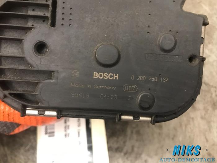 BOSCH 0 280 750 137 Gasklephuis