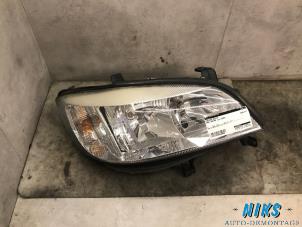 Used Headlight, right Opel Zafira (F75) 1.8 16V Price on request offered by Niks autodemontage