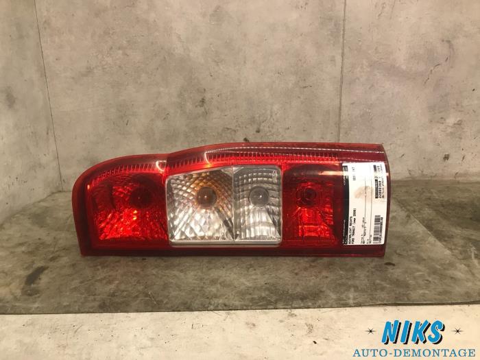 Taillight, right from a Ford Transit 2.2 TDCi 16V 2006
