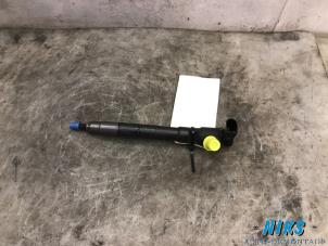 Used Injector (diesel) Volkswagen Golf VII (AUA) 1.6 TDI BMT 16V Price on request offered by Niks autodemontage