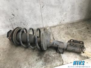 Used Front shock absorber rod, left Suzuki Swift (SF310/413) 1.3 Price on request offered by Niks autodemontage