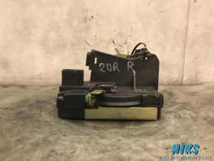 Used Door lock mechanism 2-door, right Opel Astra G (F08/48) 1.6 Price on request offered by Niks autodemontage