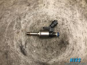 Used Injector (petrol injection) Peugeot 308 SW (4E/H) 1.6 16V THP 150 Price on request offered by Niks autodemontage