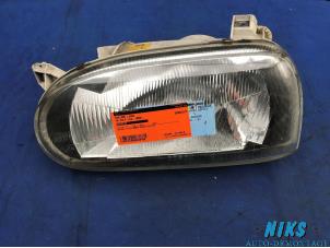 Used Headlight, left Volkswagen Golf III (1H1) 1.8 CL,GL Price on request offered by Niks autodemontage