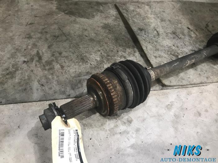 Front drive shaft, left from a Kia Picanto (BA) 1.1 CRDi VGT 12V 2007