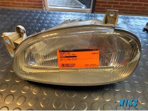 Used Headlight, left Mazda 121 (DB) 1.3i GL,GLX,Top 16V Price on request offered by Niks autodemontage
