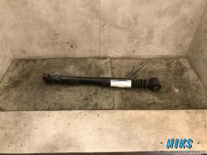 Used Rear shock absorber, right Renault Laguna II (BG) 1.8 16V Price on request offered by Niks autodemontage