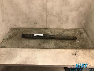 Used Rear shock absorber, right Renault Modus/Grand Modus (JP) 1.2 16V Price on request offered by Niks autodemontage