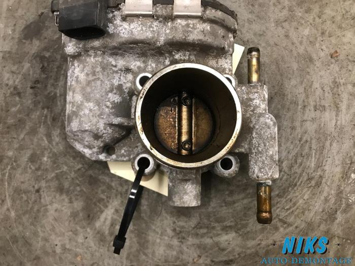 Throttle body from a Opel Corsa D 1.2 16V 2010