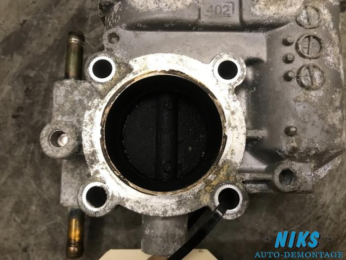 Throttle body from a Opel Corsa D 1.2 16V 2010