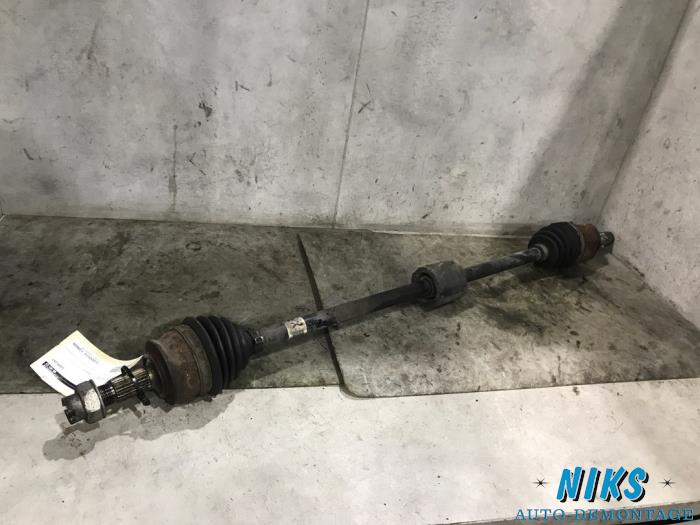Front drive shaft, right from a Opel Corsa D 1.2 16V 2010