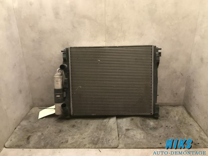 Gebrauchte Kühler Renault Clio II (BB/CB) 1.2 16V Preis auf Anfrage angeboten von Niks autodemontage