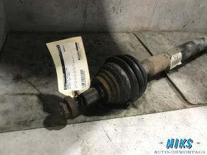 Used Front drive shaft, right Volkswagen Golf V (1K1) 1.6 Price on request offered by Niks autodemontage