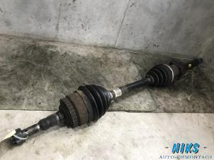 Used Front drive shaft, right Opel Corsa C (F08/68) 1.7 CDTi 16V Price on request offered by Niks autodemontage