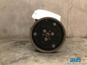 Used Air conditioning pump Renault Modus/Grand Modus (JP) 1.6 16V Price on request offered by Niks autodemontage