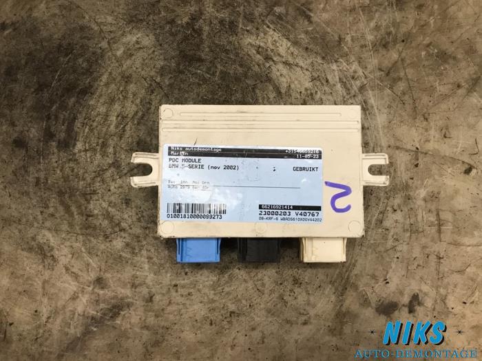 PDC Module from a BMW 5 serie Touring (E39) 530i 24V 2002