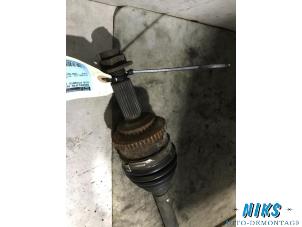 Used Front drive shaft, right Kia Picanto (BA) 1.1 12V Price on request offered by Niks autodemontage