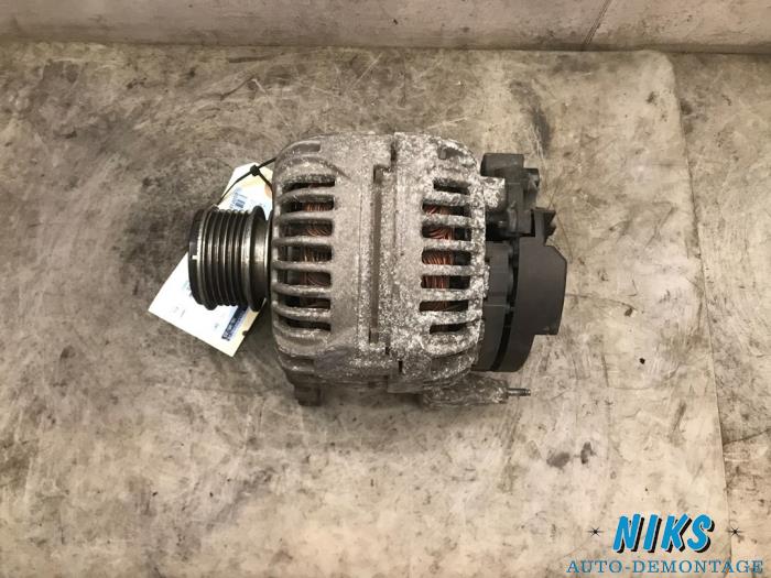 Dynamo d'un Volkswagen Polo IV (9N1/2/3) 1.9 TDI GT 2006
