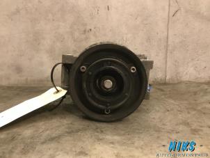 Used Air conditioning pump Audi A3 Sportback (8PA) 1.6 Price on request offered by Niks autodemontage