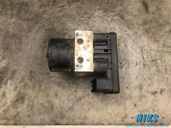 Usagé Bloc ABS Peugeot 207/207+ (WA/WC/WM) 1.6 16V RC Turbo Prix sur demande proposé par Niks autodemontage