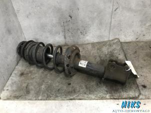 Used Front shock absorber rod, left Opel Corsa C (F08/68) 1.2 16V Price on request offered by Niks autodemontage