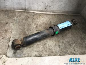 Used Rear shock absorber, left Renault Kangoo Express (FW) 1.5 dCi 70 Price on request offered by Niks autodemontage