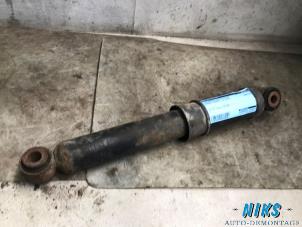 Used Rear shock absorber, right Renault Kangoo Express (FW) 1.5 dCi 70 Price on request offered by Niks autodemontage