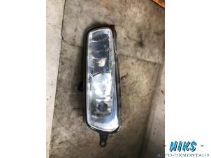 Used Fog light, front left Ford Fiesta 7 1.0 EcoBoost 12V 100 Price on request offered by Niks autodemontage