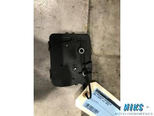 Used Tailgate lock mechanism BMW 3 serie Touring (E91) 320i 16V Price on request offered by Niks autodemontage