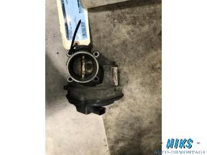 Used Throttle body Ford Focus 2 1.6 16V Price on request offered by Niks autodemontage