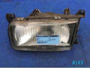 Used Headlight, left Volkswagen Passat Price on request offered by Niks autodemontage