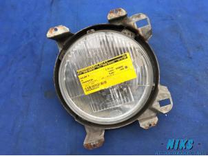 Used Headlight, right Volkswagen Transporter Price on request offered by Niks autodemontage