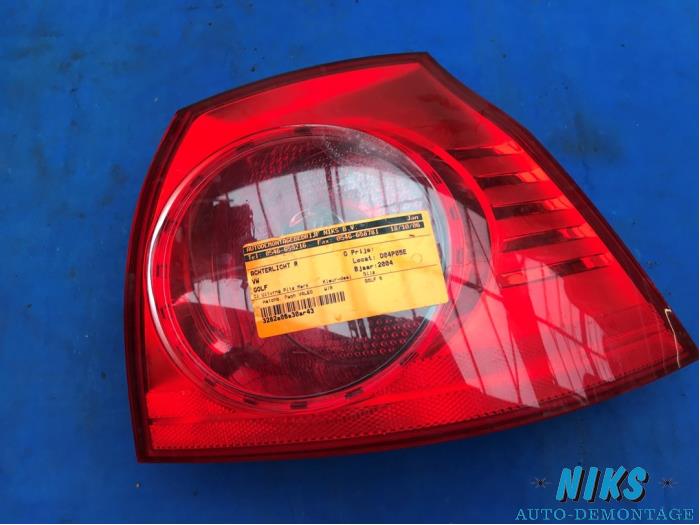Taillight, right from a Volkswagen Golf 2004