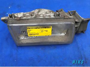 Used Headlight, right Mazda 323 Price on request offered by Niks autodemontage